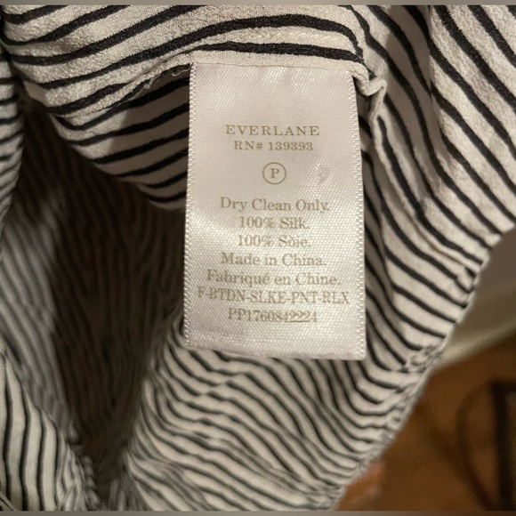 COPY - Everlane striped black and white silk shirt size 16 - Picture 10 of 10